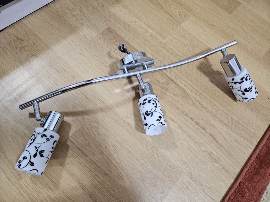 Aplica plafoniera 3 becuri din sticla