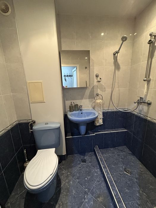 Дава се под наем Тристаен апартамент в Стара Загора, Център - 60 кв.м за 383.52 € - Снимка #9