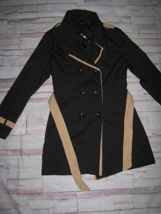 Дамски екстравагантен тренчкот