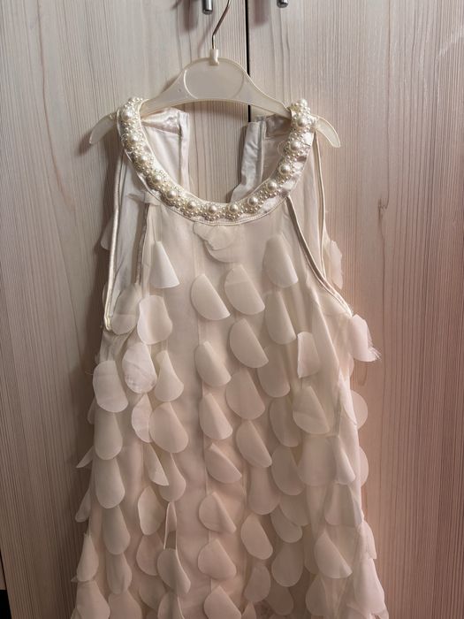 Продам одежду для девочки 3-4 года