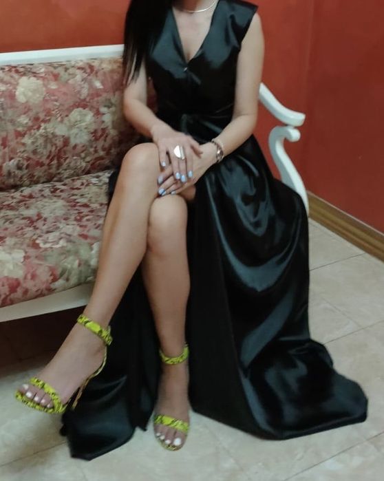 Rochie de seara lunga neagra