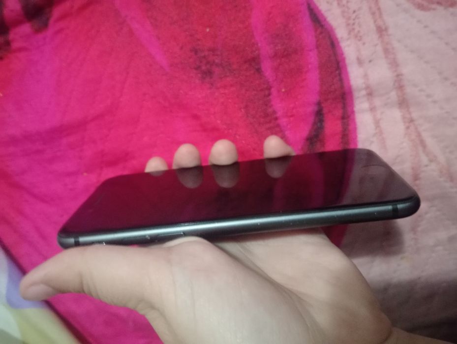 iPhone 8 plus în stare bună