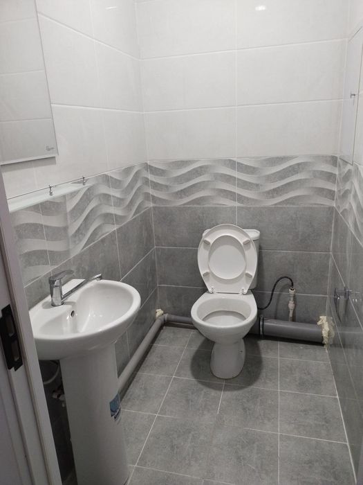 Bektemir umanida qizlar uchun bez makler sheriklikka kvartira bor !!