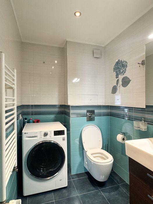 Дава се под наем Тристаен апартамент в София, Мусагеница - 110 кв.м за 896.58 € - Снимка #11