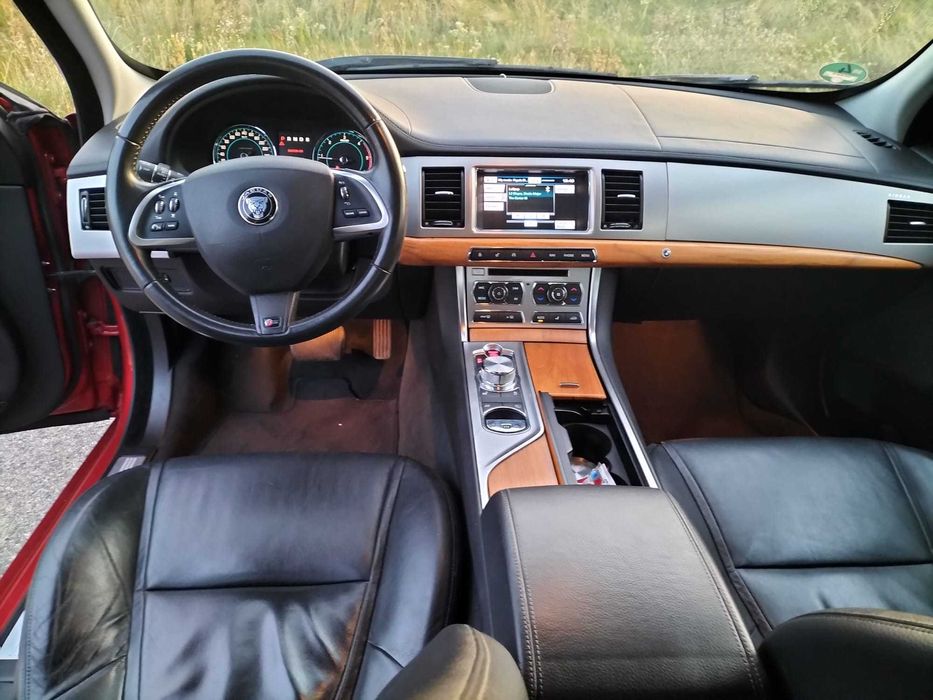 Jaguar XF 275 CP Premium Luxury S