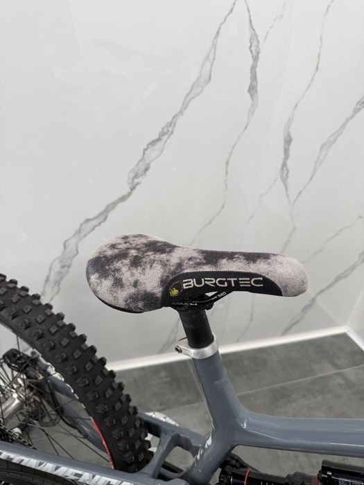 Колело за спускане Commencal FRS Furious DH 2023 M 27.5