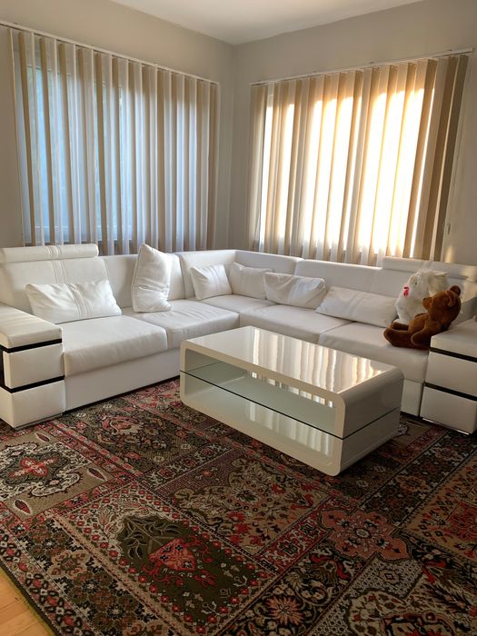 Продавам етаж от къща