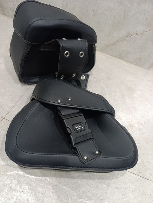 Кофры сотилади скутер ва мотога