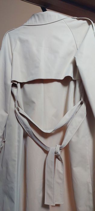 Плащ женский новый 48 размер