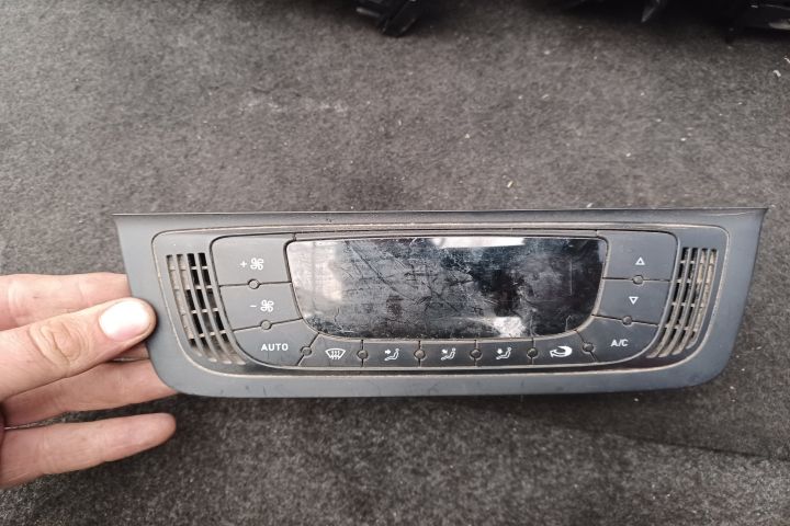 Comanda AC 6J0820043E 6J0820043E Seat Ibiza a 4-a generatie 6J