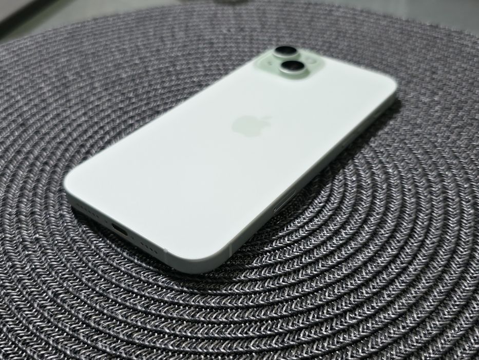 Vand/Schimb iPhone 15 Plus 128 GB Green