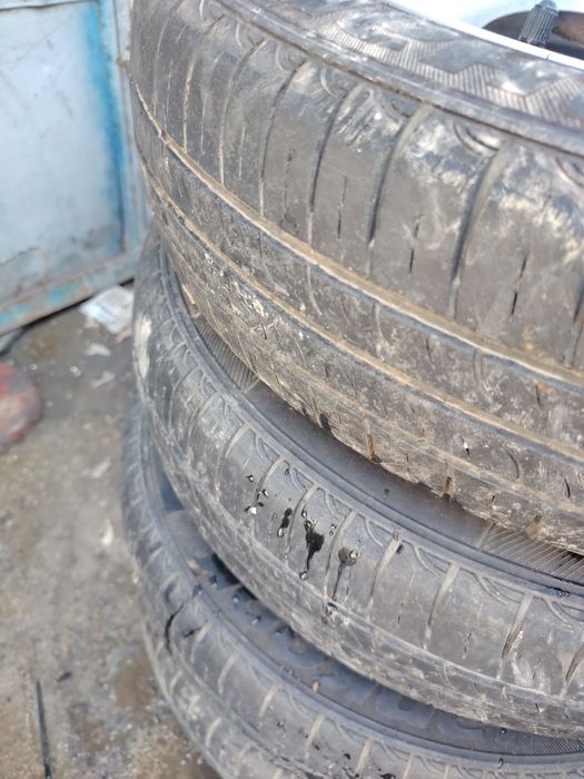 Продам колеса родные спарк