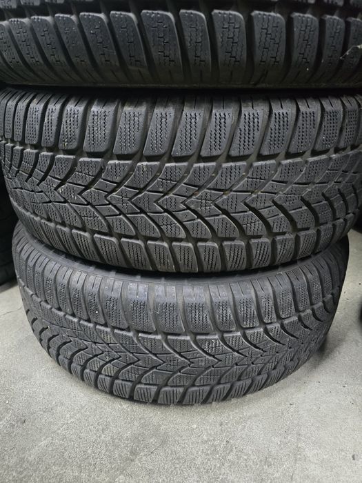 4 Броя 205/55/16 Dunlop 2x7,8mm 2x5,5mm