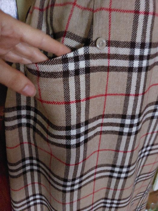 Fusta chic stofa 80% lana, midi, imprimeu specific unui brand celebru