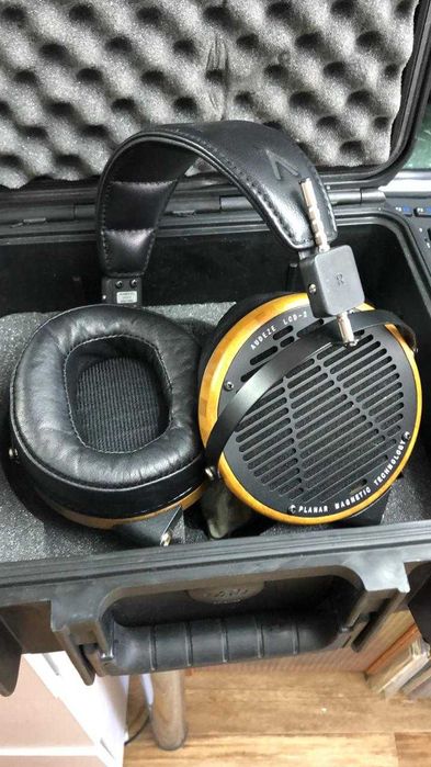 Audeze LCD2 наушники