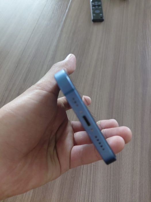 Продам айфон 13, в отличном состоянии