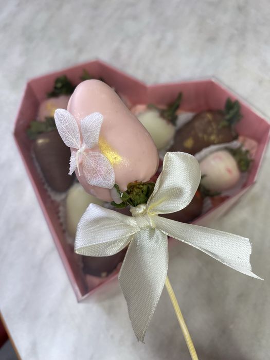 Клубника в шоколаде/БЕСПЛАТНАЯ ДОСТАВКА