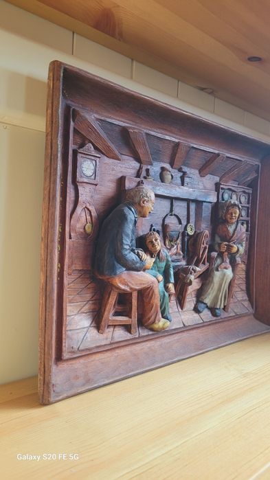 Декоративна релефна картина имитация на дърворезба