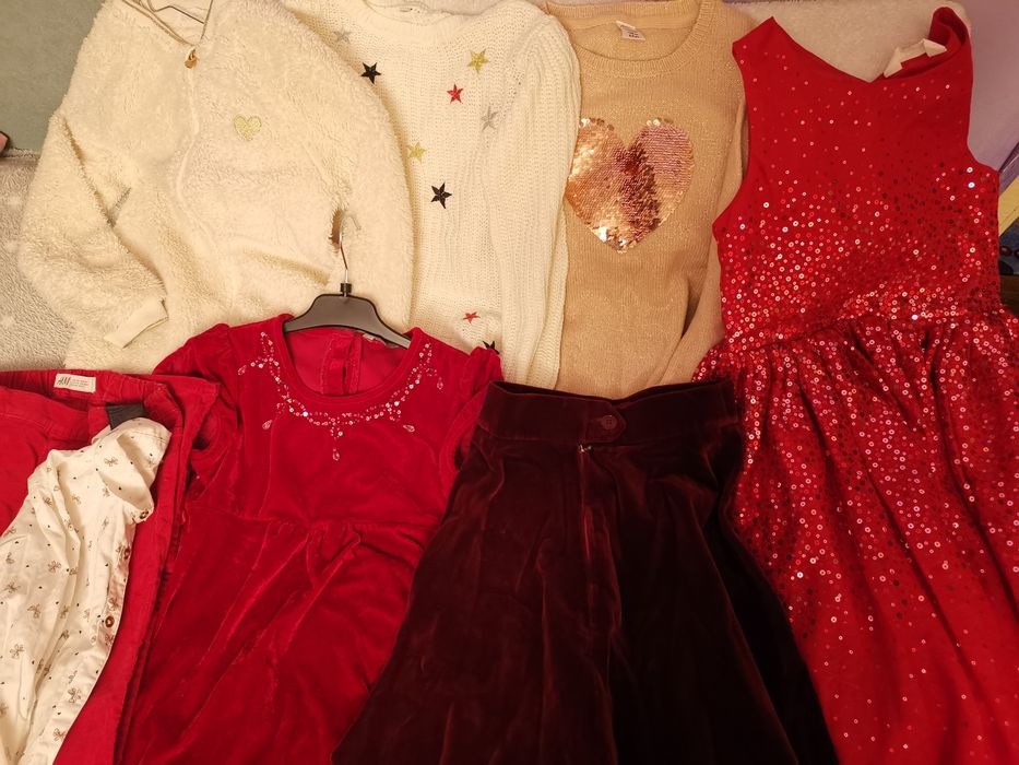 Lot fetițe 8-9 ani rochite, catifea, blanita