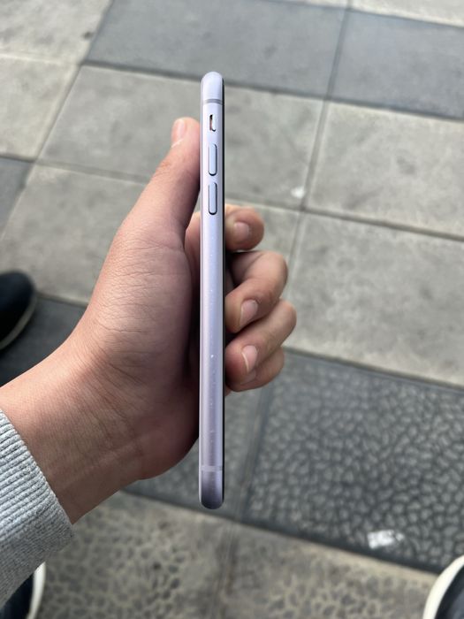 220$ iphone 11 yomkis - xotirasi 64  xolati ideal