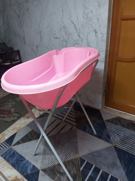 Продам детскую ванночку