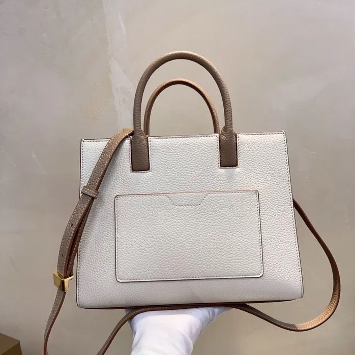 Geanta Burberry