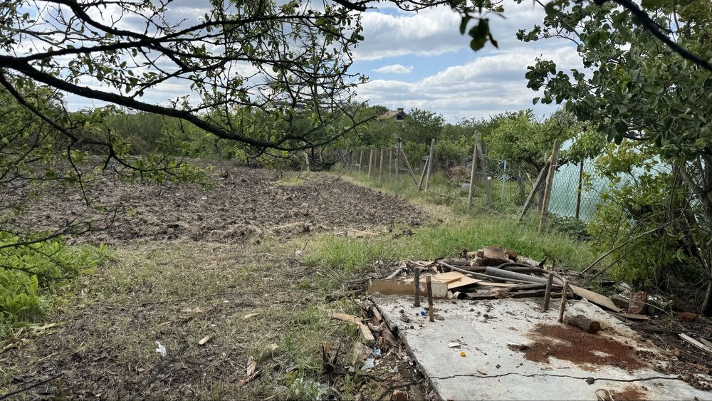 Парцел 700кв.м с.Осеново- Област Варна