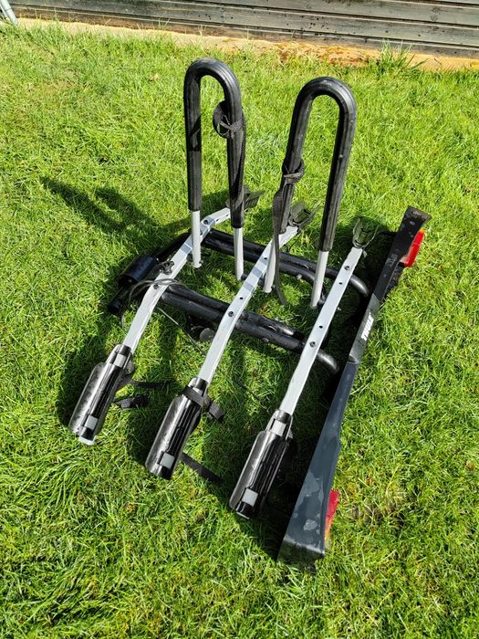 Sistem Thule suport 3 biciclete, cârlig