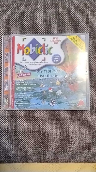 CD-uri MobiClic - numerele 35 / sept. 2001 și 74 / iulie 2005