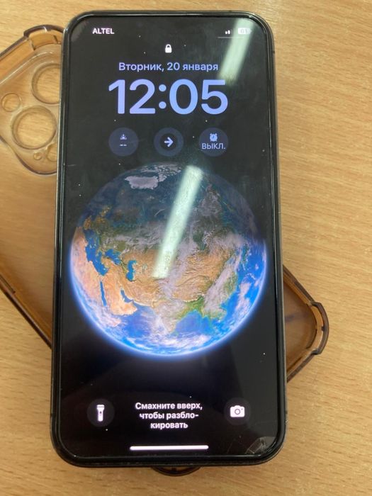 Продам Айфон 13 про на 128гб