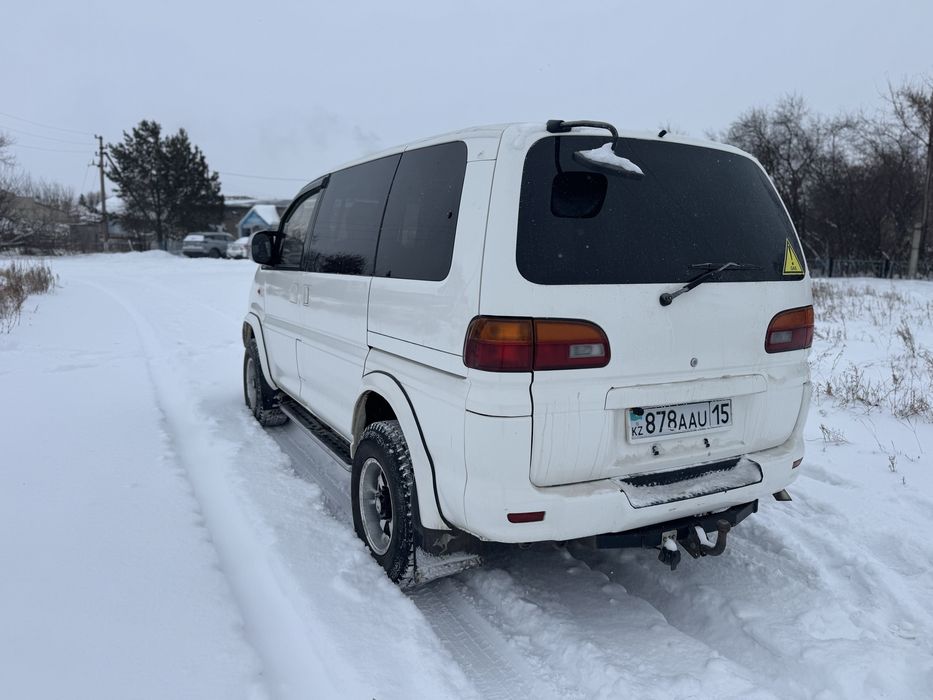 Продам Mitsubishi Delica