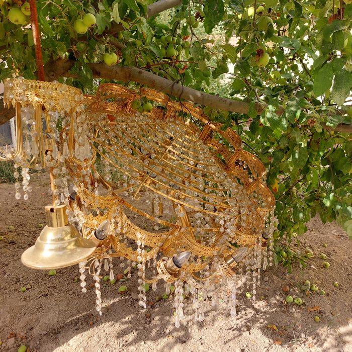 Продаются хрустальные люстры