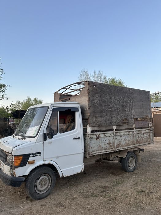 Грузавой Мерседес