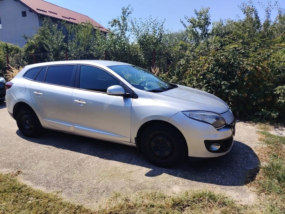 RENAULT Megane