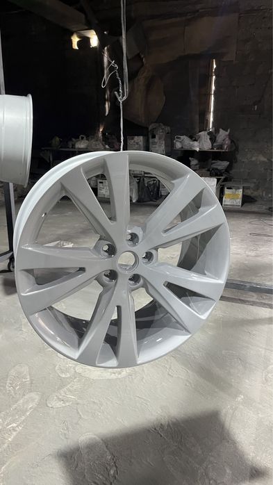 Порошковая покраска автомобильных дисков и аналогичных деталей.СПб