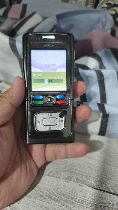 Nokia n91 8gb с зарядкой