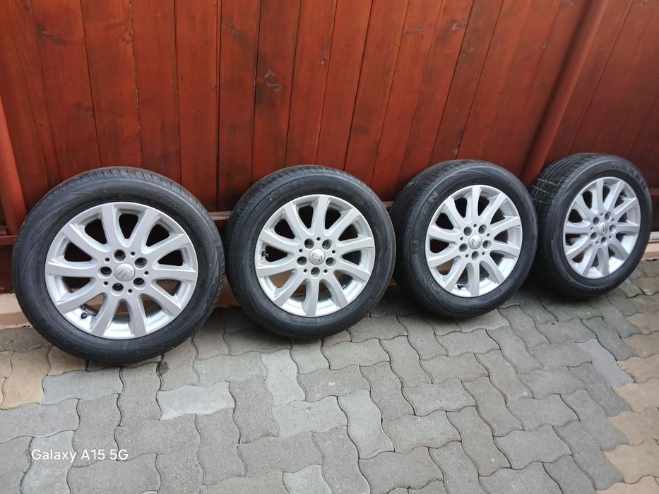 Cauciucuri Pirelli de iarna 4 buc 195/55/R16 si Nexen 185/60/R15