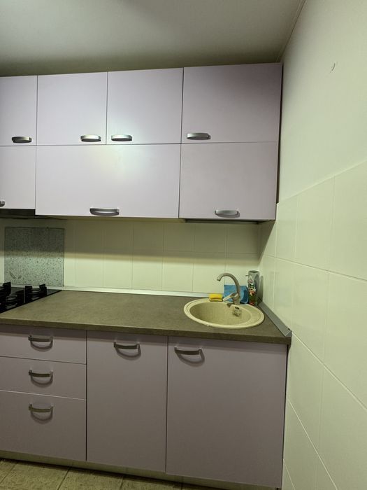 Mobila bucatarie la comanda, lila, stare buna