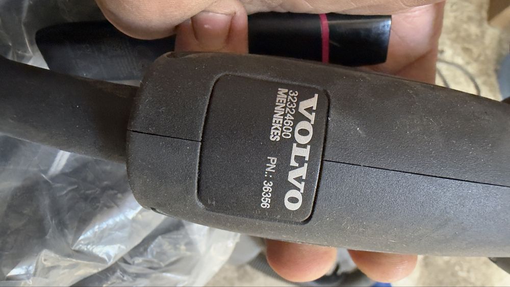 Cabluri Incarcare masina electrice Plug In Hybrid  Volvo Bmw Audi Vw Porsche Mercedes Ford Land rover Toyota Kia Hyundai Byd MG  Mennekes Harting