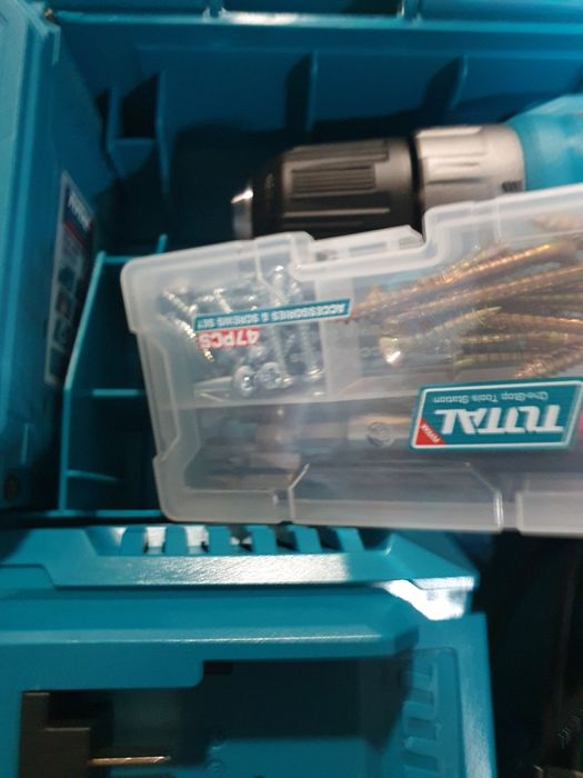 Акумулаторен винтоверт TOTAL Industrial, 20 V, 2 x 2.0 Ah Li-Ion, 45 N