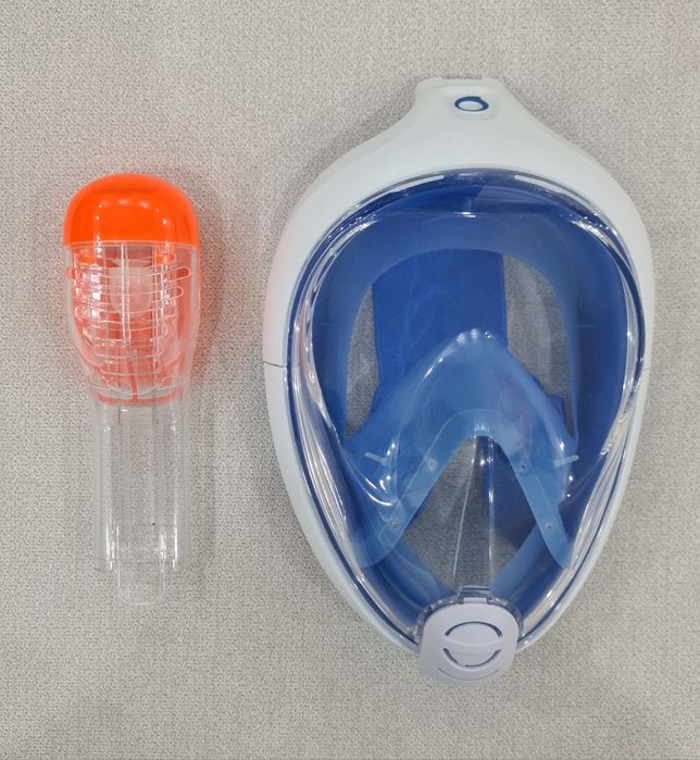 Маска для сноркелинга.