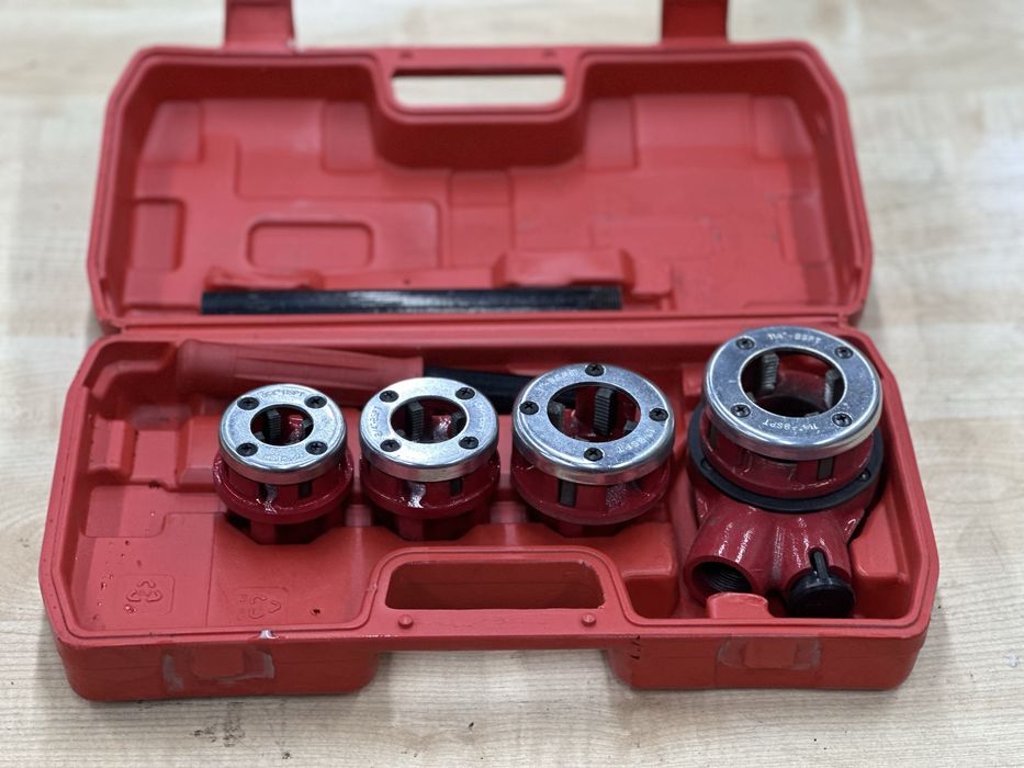 Лерки для метталических труб резьба