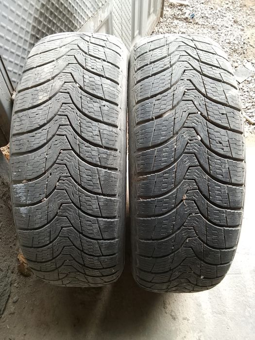 Шины зимние б.у.   .