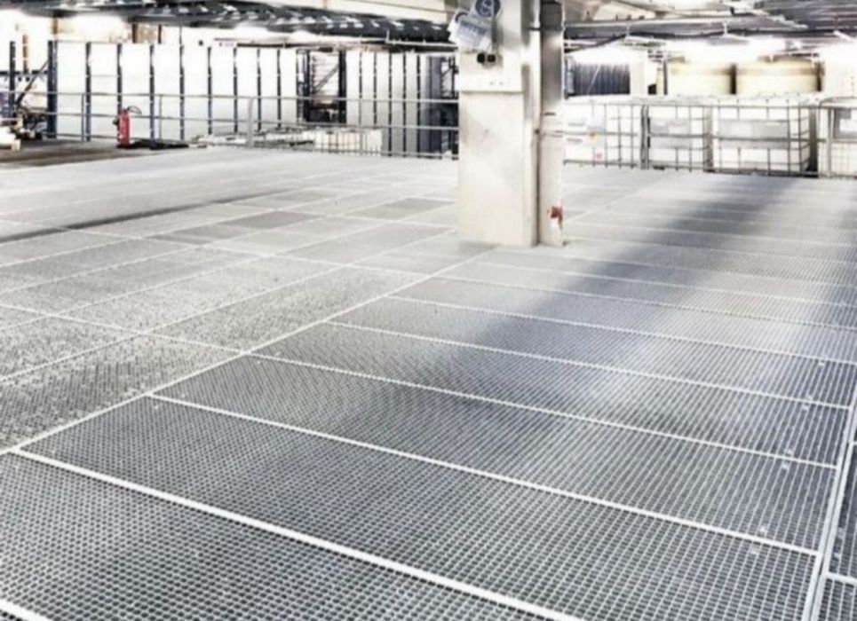 Plaforme  gratare zincate