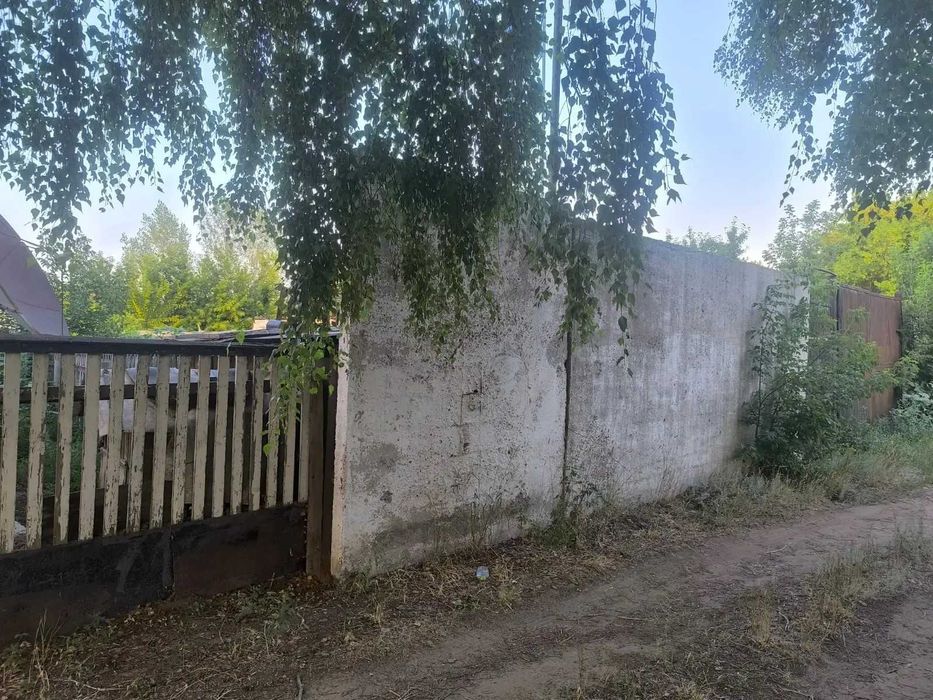 Продам дом под разбор