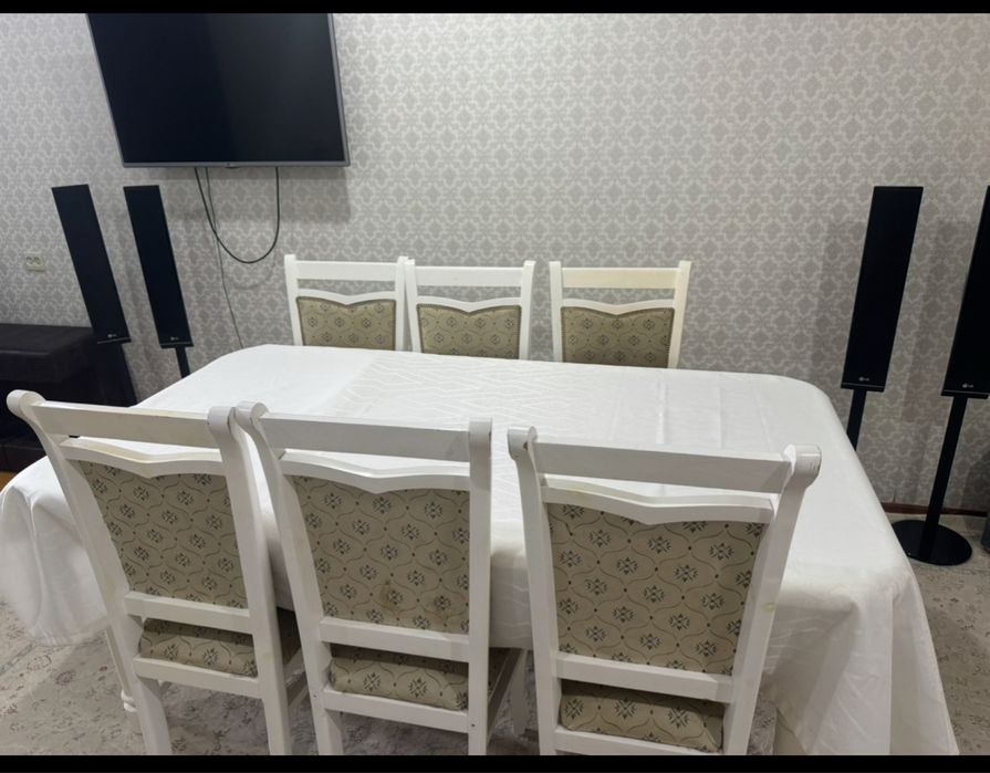 Продам стол 6 стульев