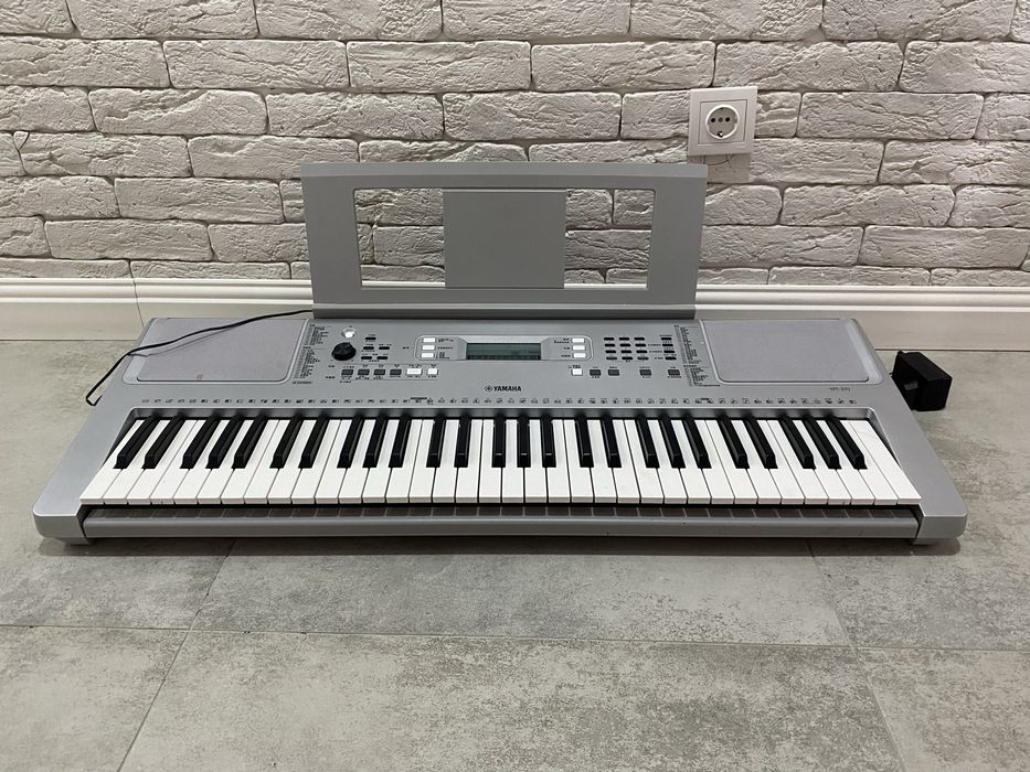 Синтезатор Yamaha YPT-370