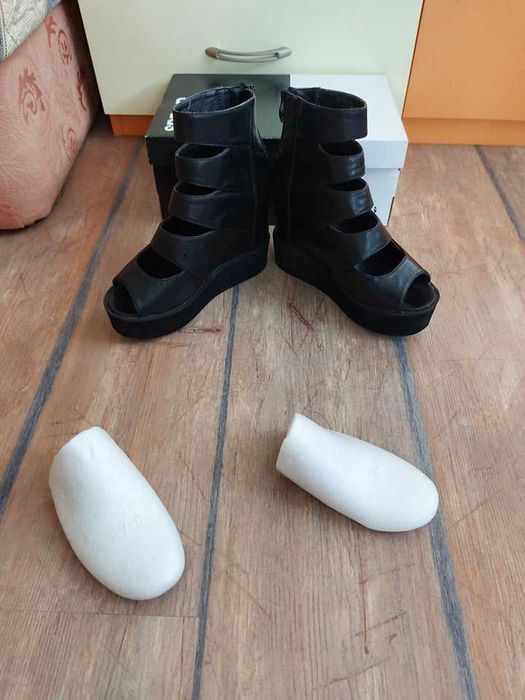 Естествена кожа летни обувки  Фетиш стил на платформа почти нови номер 38