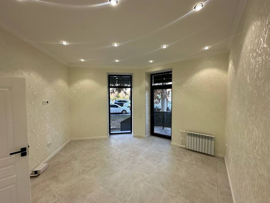 Продается нежилое помещение, ориентир: ЖК Инфинити, 70м²