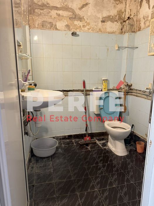 Продава се Двустаен апартамент в Бургас, Лазур - 64 кв.м за 2500 €/кв.м - Снимка #7